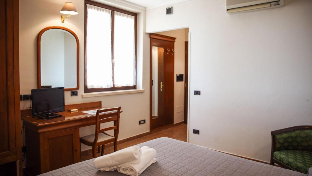 Bagno Santo Residence Saturnia Esterno foto